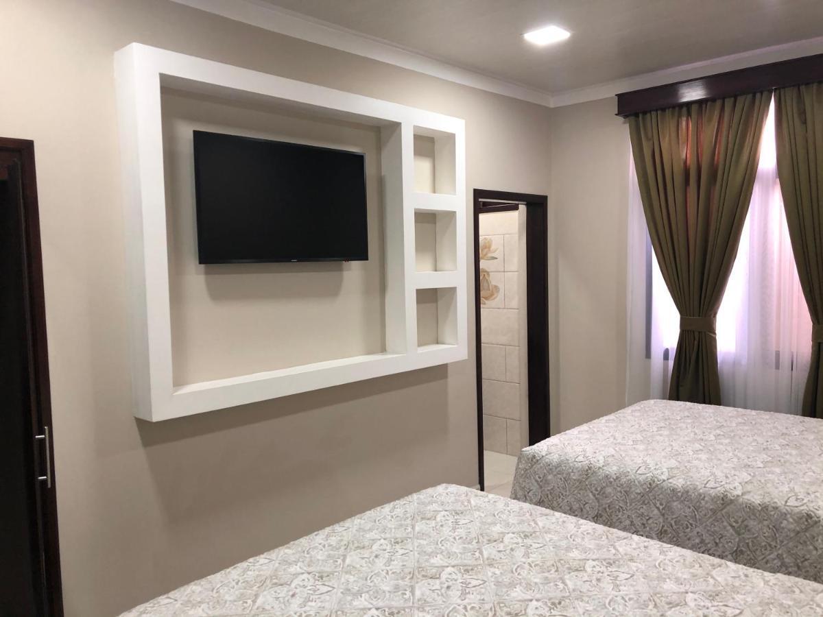 Hotel Y Residencia La Cofradia Santa Rosa de Copán Dış mekan fotoğraf